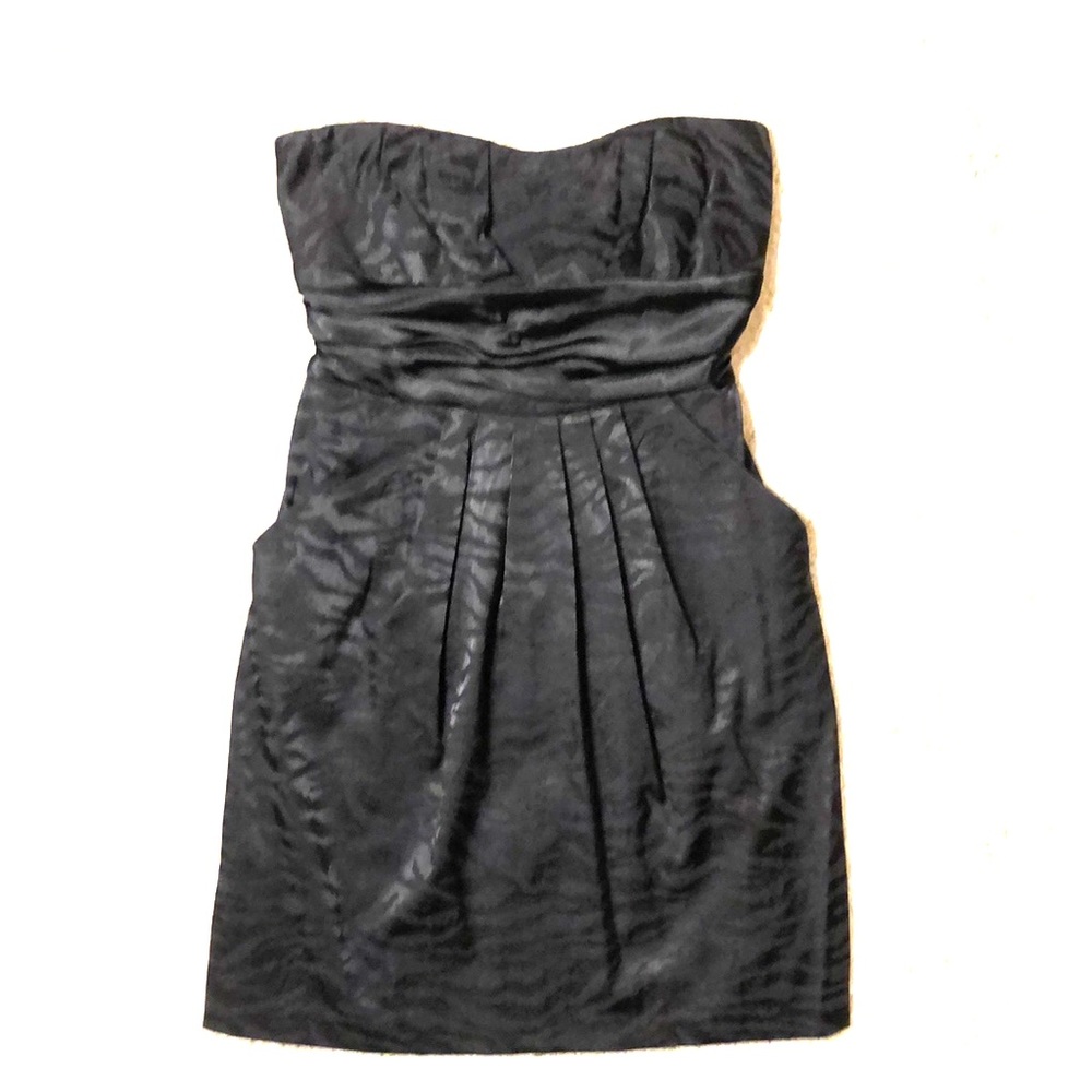 Black Strapless Mini Dress with pockets & ribbon